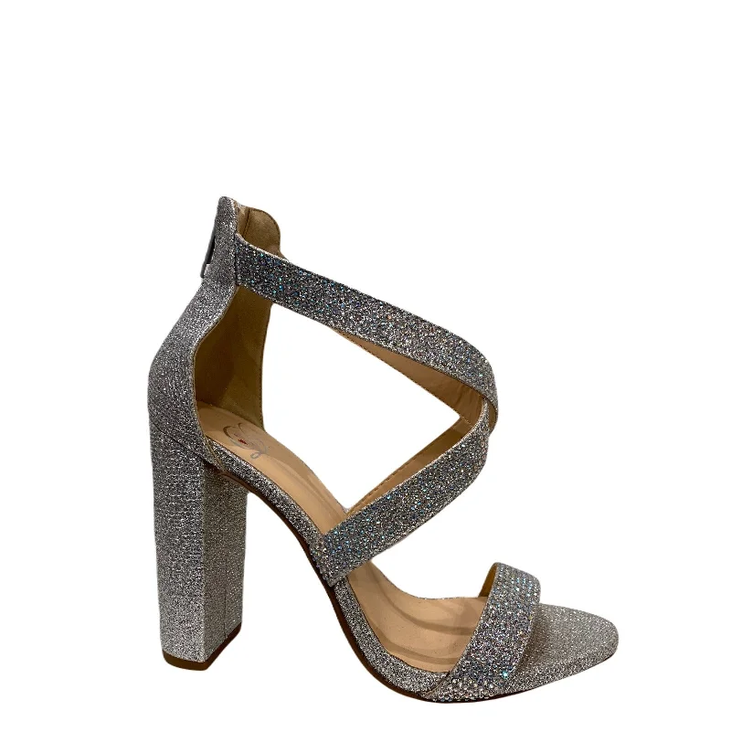 Durable and reliable women's shoesNubuck Dress Sandal (SLVER)