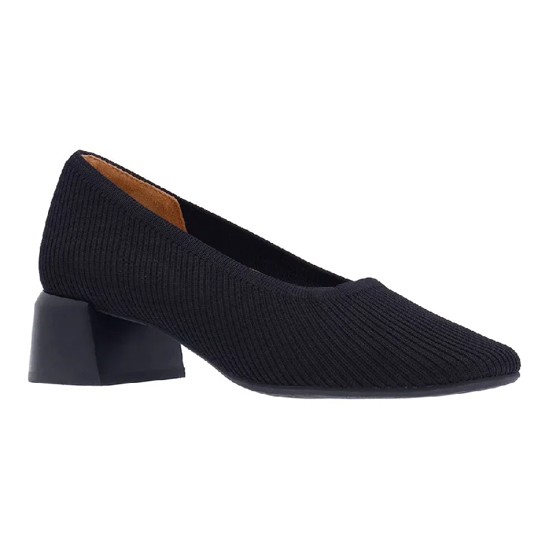Elegant and classic women's shoes for bridal partiesSaraphina