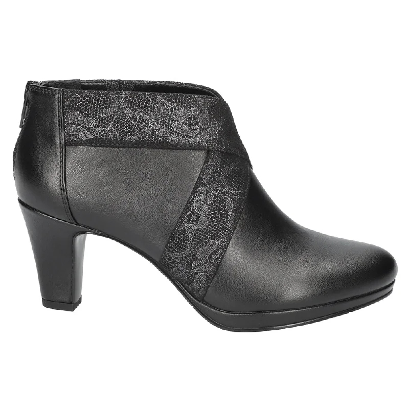 Comfy and stylish women's shoes for everyday casual wearSpice Zippered Round Toe Boots
